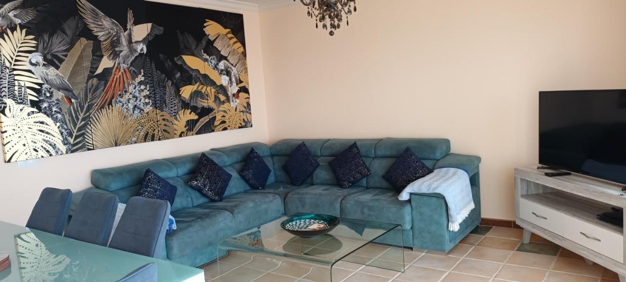 Beautiful, Spacious Villa, Heated Pool, Sleeps Eight, With Quality Furnishings Caleta De Fuste Exterior foto