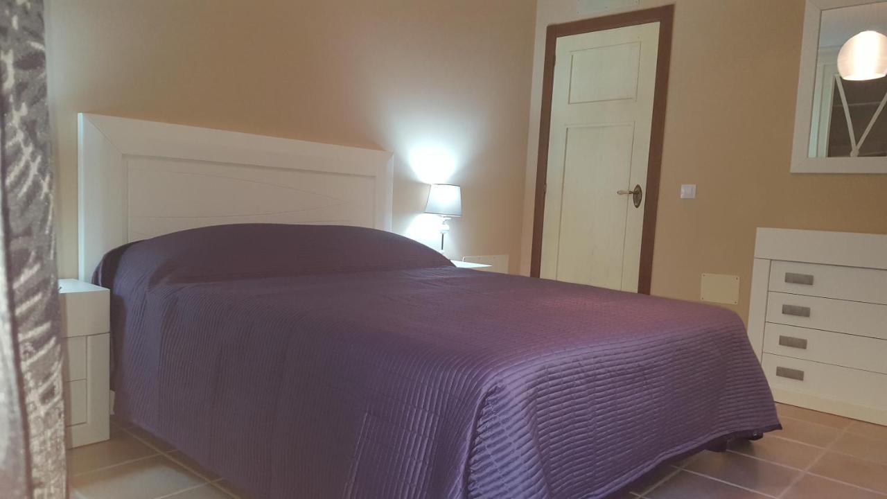 Beautiful, Spacious Villa, Heated Pool, Sleeps Eight, With Quality Furnishings Caleta De Fuste Exterior foto
